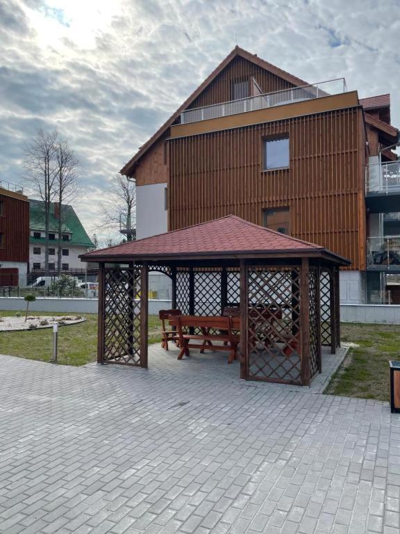 Stone Hill C38 Apart Invest- Z Dostepem Do Basenu, Sauny 스클라르스카포렘바 외부 사진