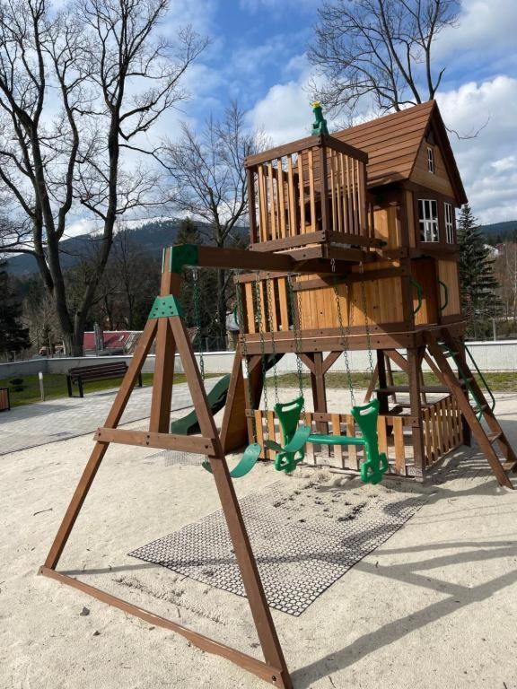 Stone Hill C38 Apart Invest- Z Dostepem Do Basenu, Sauny 스클라르스카포렘바 외부 사진