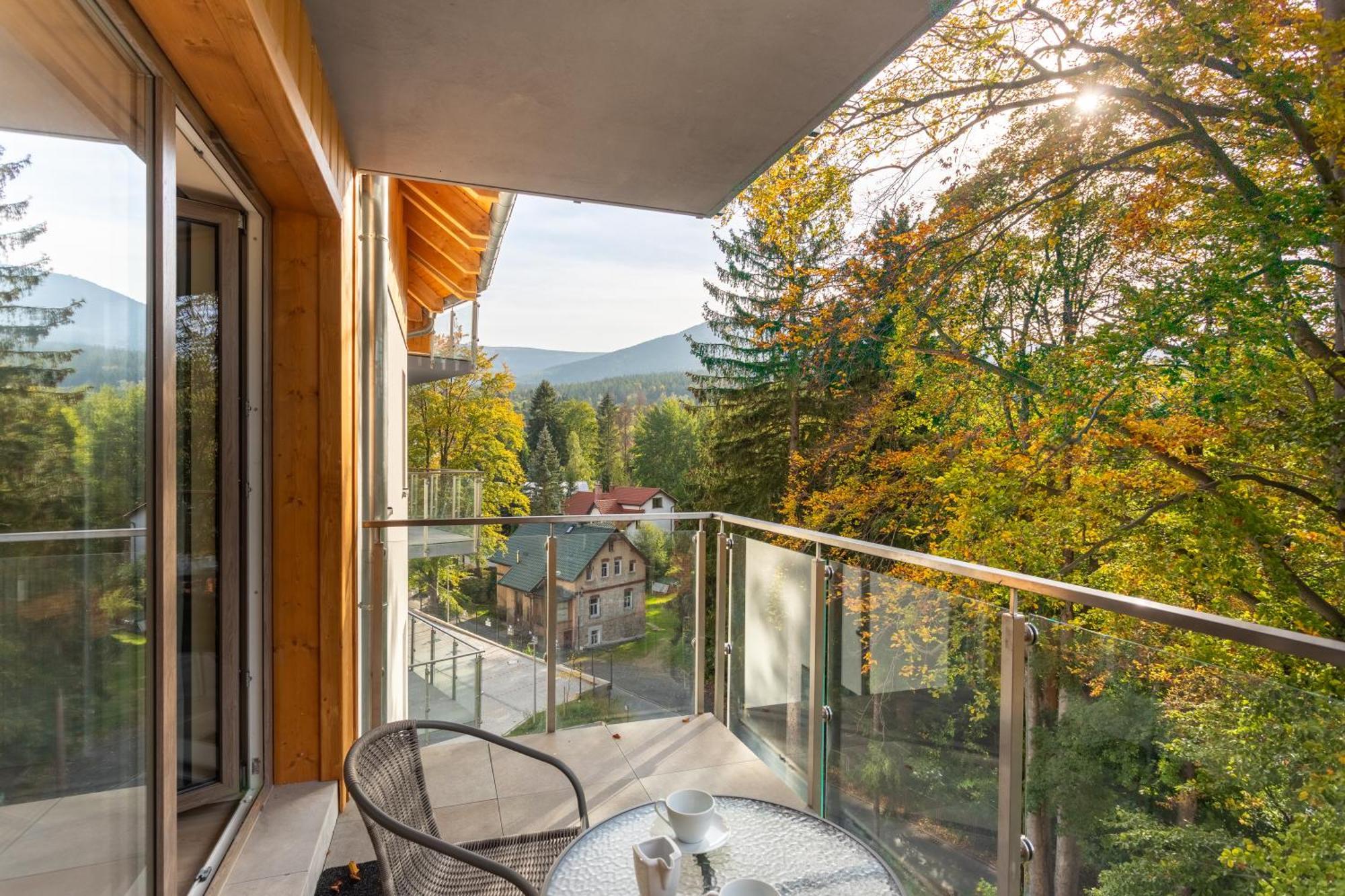 Stone Hill C38 Apart Invest- Z Dostepem Do Basenu, Sauny 스클라르스카포렘바 외부 사진