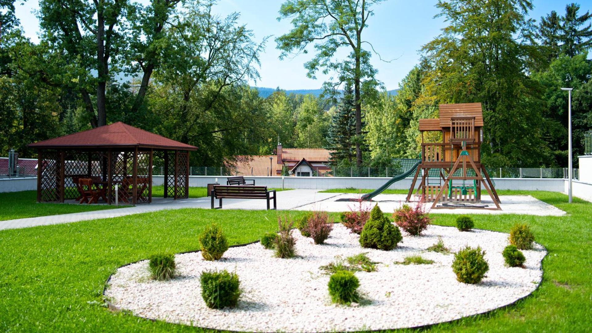 Stone Hill C38 Apart Invest- Z Dostepem Do Basenu, Sauny 스클라르스카포렘바 외부 사진